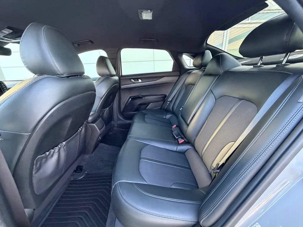 Used 2022 Kia K5 GT-Line FWD image 15