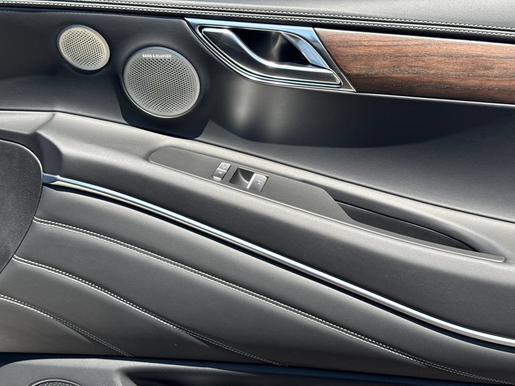 New 2026 Genesis GV80 3.5T Prestige AWD/4WD image 16