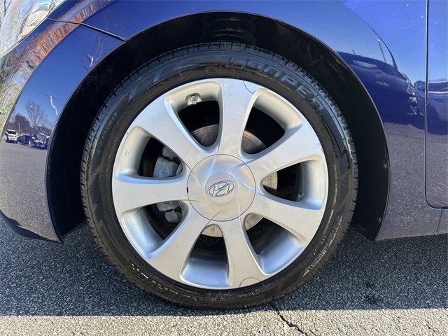 Used 2013 Hyundai Elantra Limited image 12