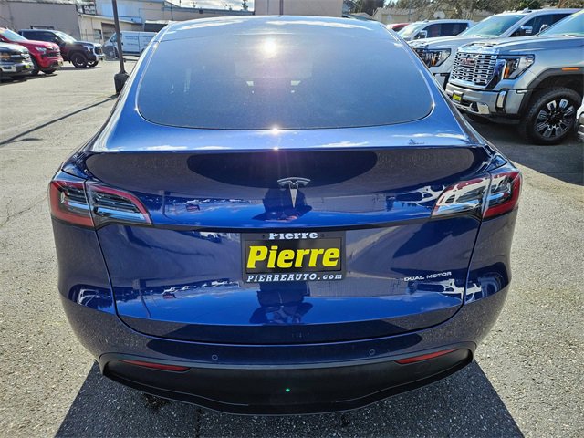 Used 2022 Tesla Model Y Long Range image 4