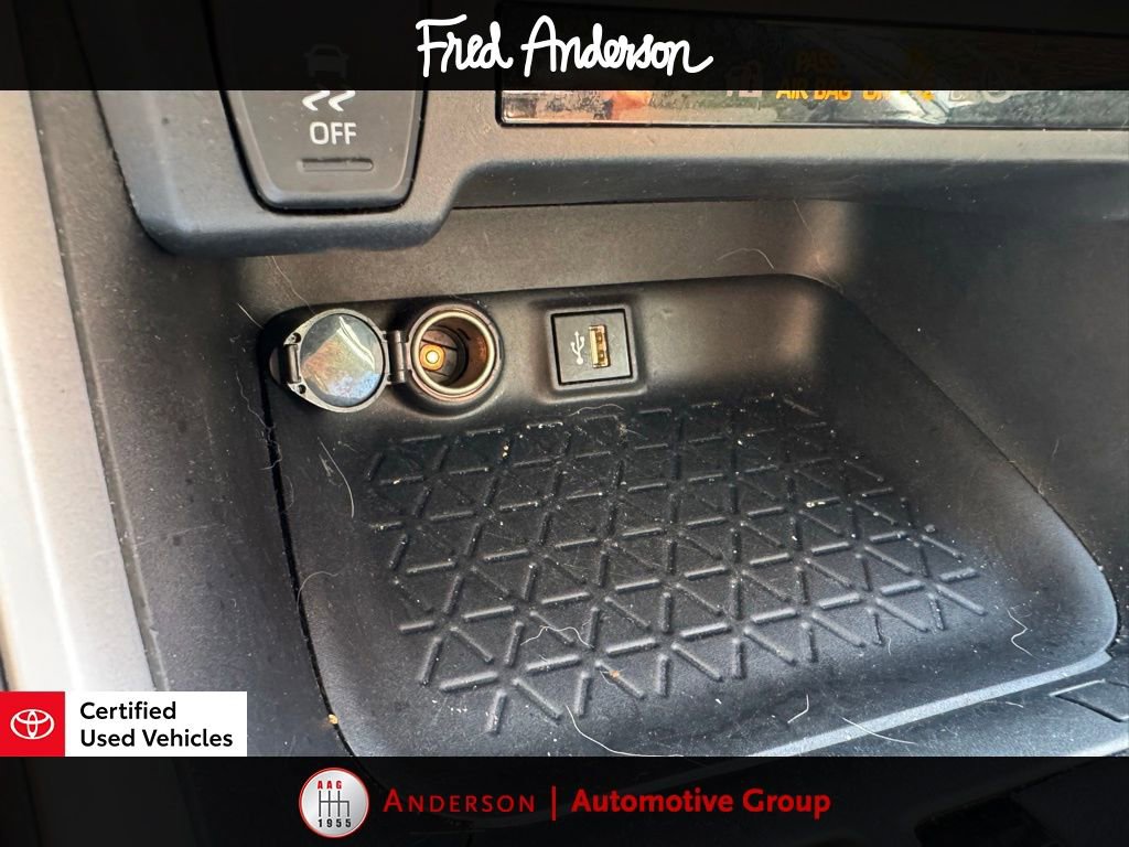 Used 2024 Toyota RAV4 XLE image 6