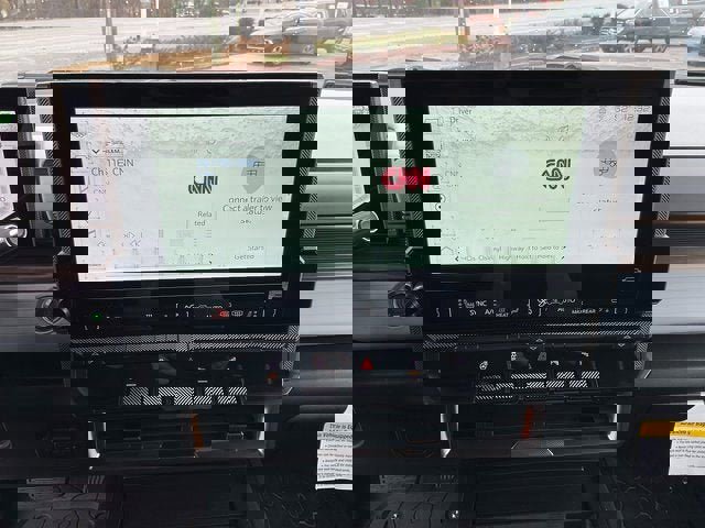 New 2025 GMC Hummer EV 2X image 10