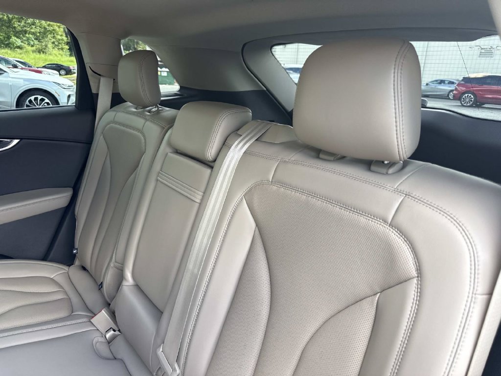 Certified 2021 Lincoln Nautilus Reserve AWD/4WD image 14