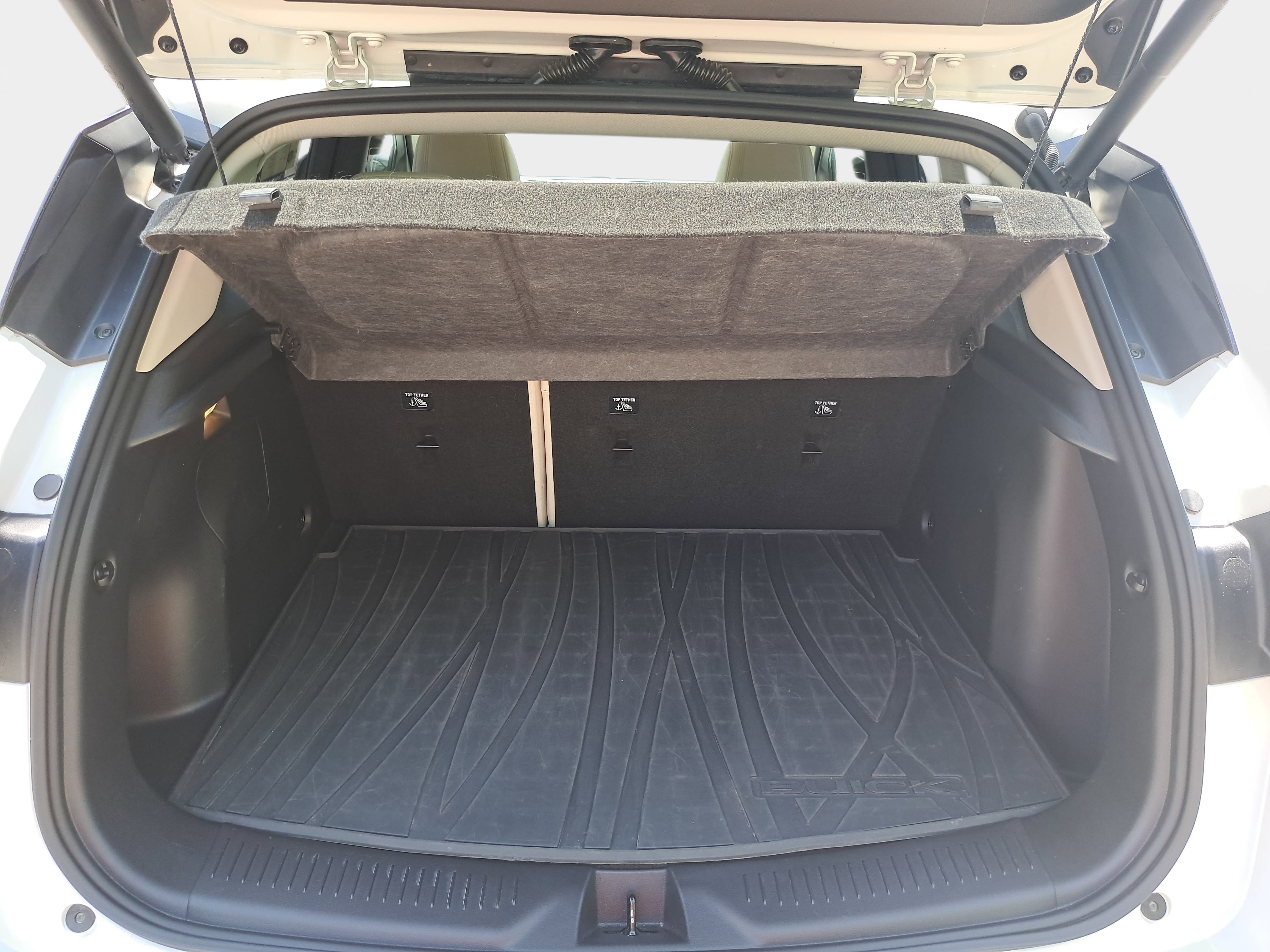 Used 2020 Buick Encore GX Essence w/ Sport Touring Package image 12