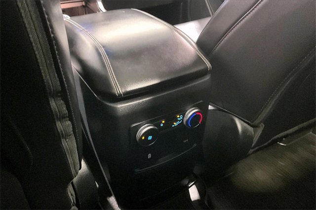 Used 2021 Ford Explorer XLT image 10