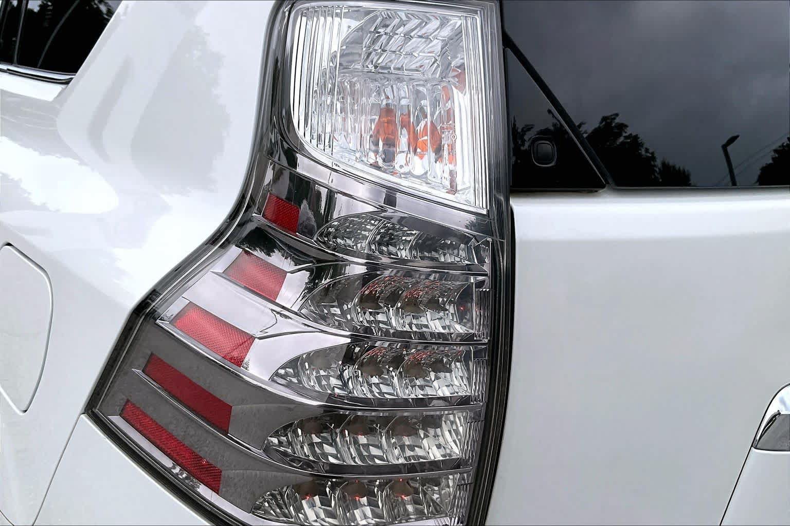 Used 2019 Lexus GX 460 Premium AWD/4WD image 29