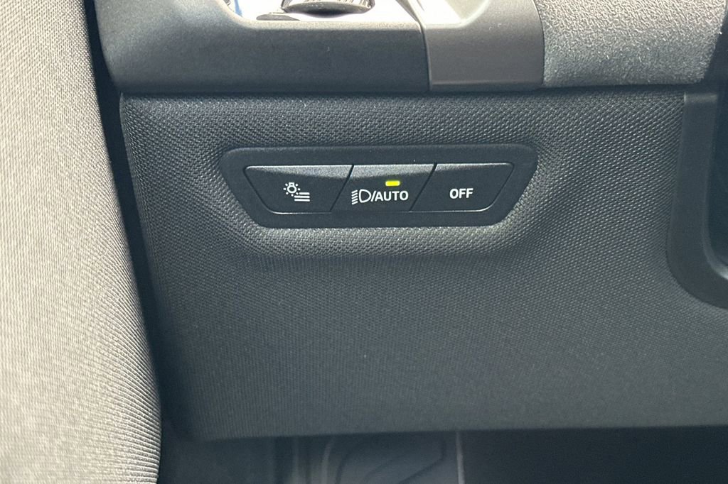 New 2026 BMW iX xDrive60 w/ M Sport Package image 32