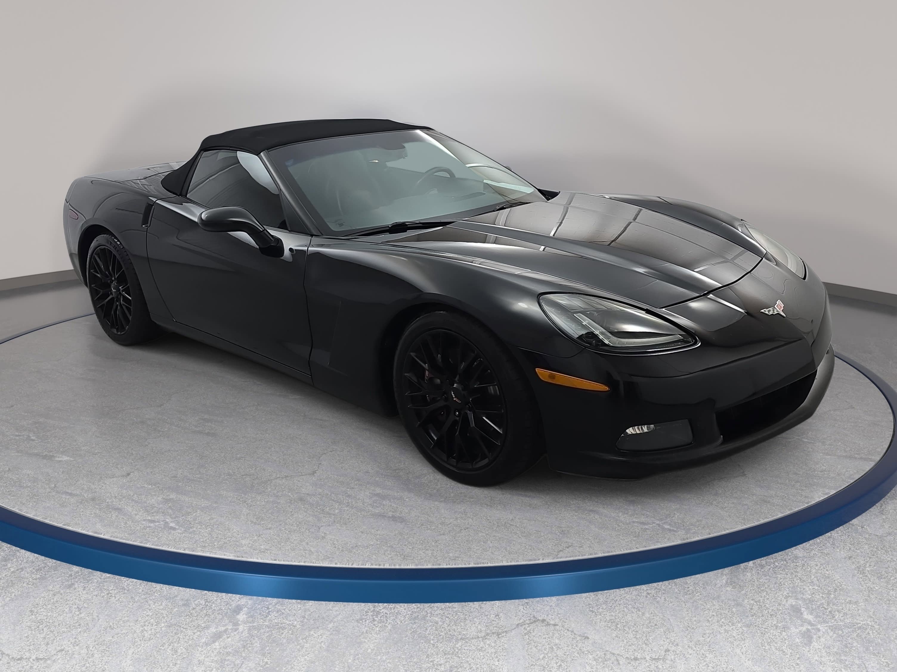 Used 2005 Chevrolet Corvette Convertible w/ Preferred Equipment Group RWD image 3
