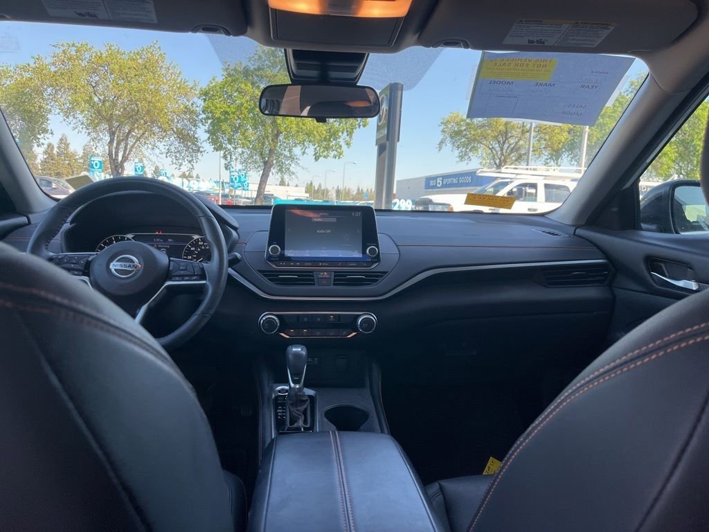 Used 2021 Nissan Altima 2.5 SR image 9