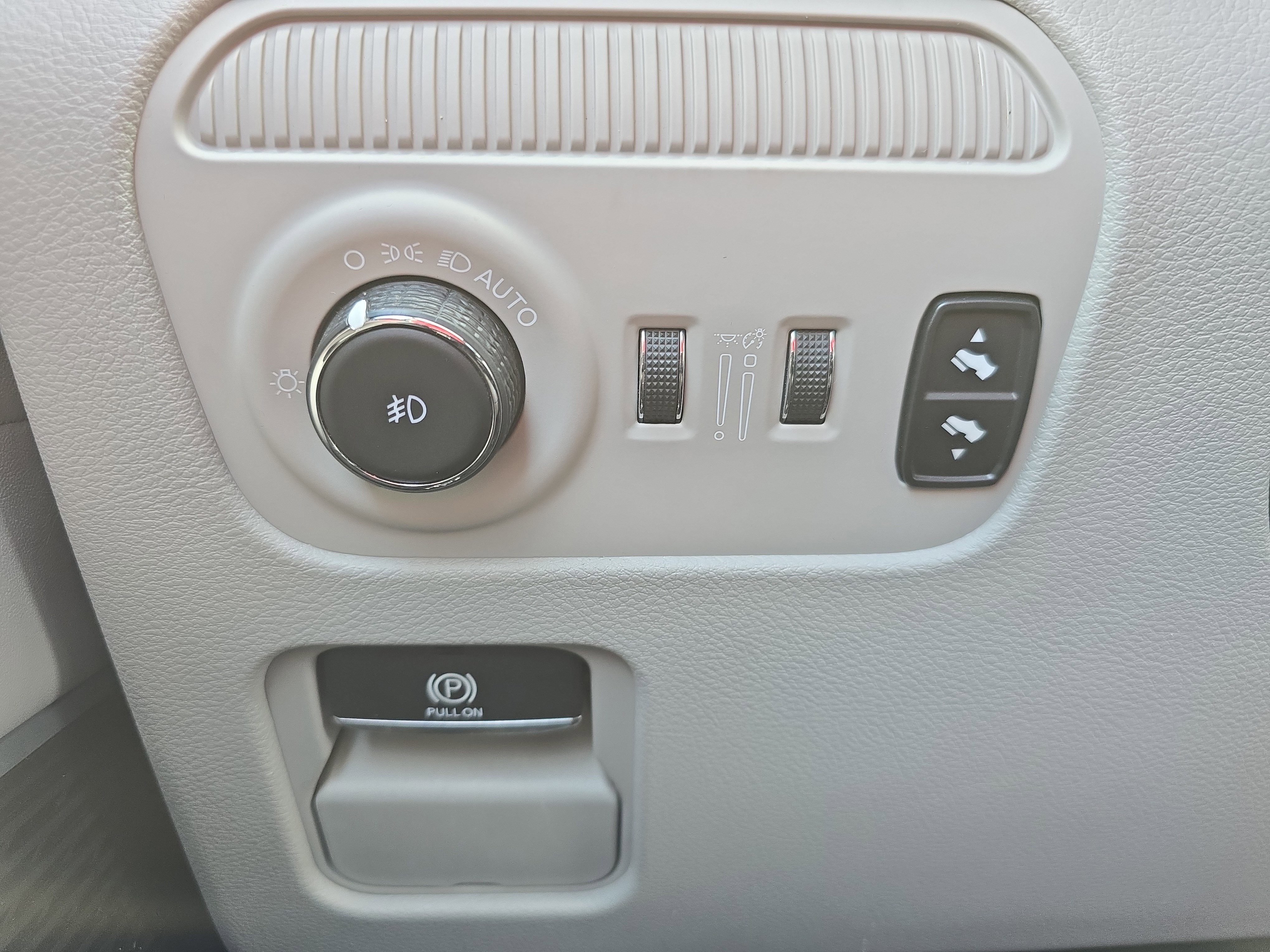 Used 2024 Jeep Wagoneer L 4WD image 24