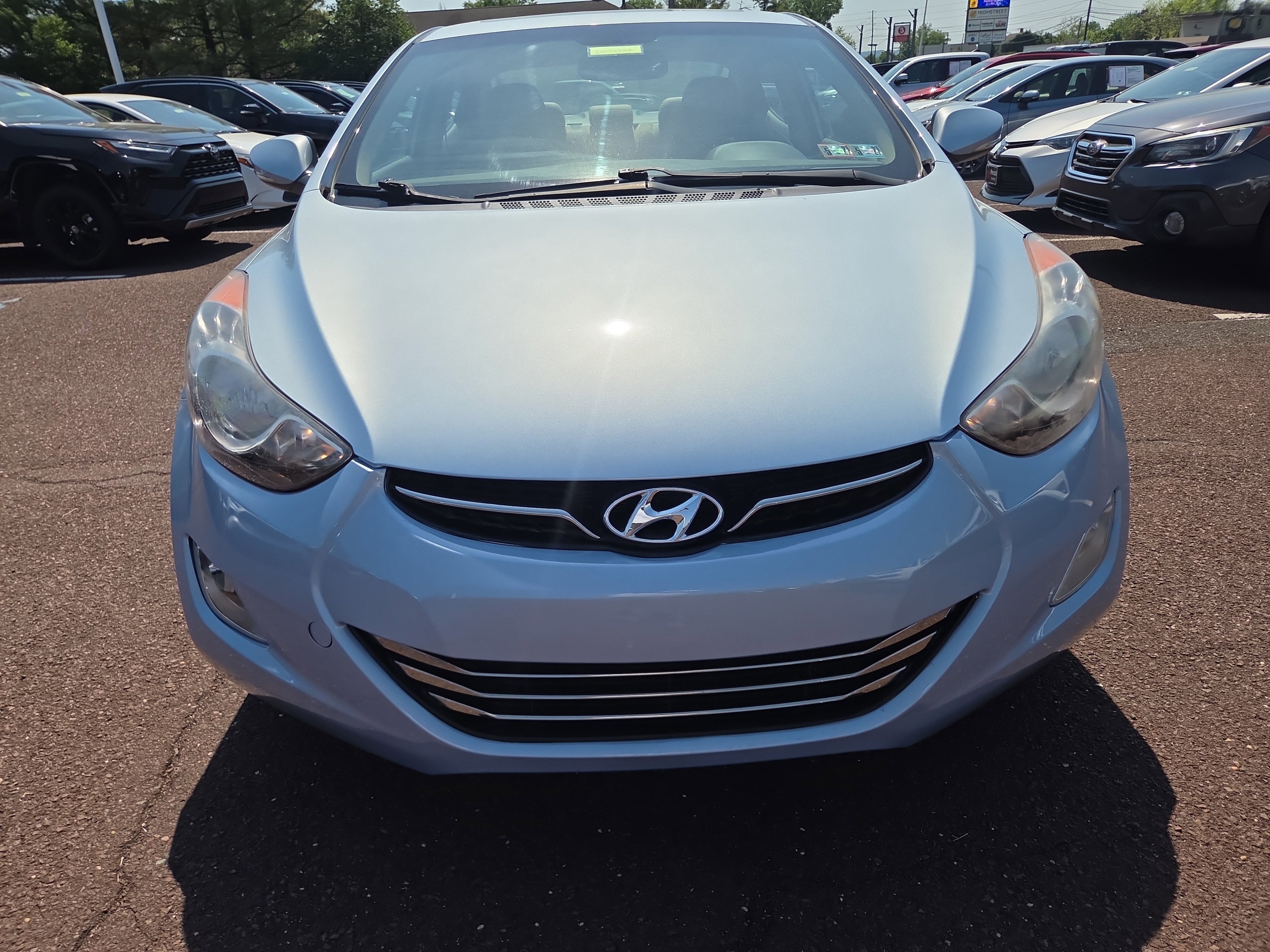 Used 2012 Hyundai Elantra Limited FWD image 8