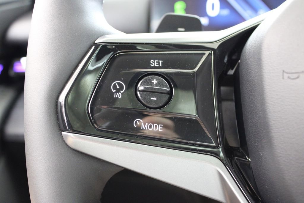 Used 2024 BMW 530i w/ Convenience Package image 26