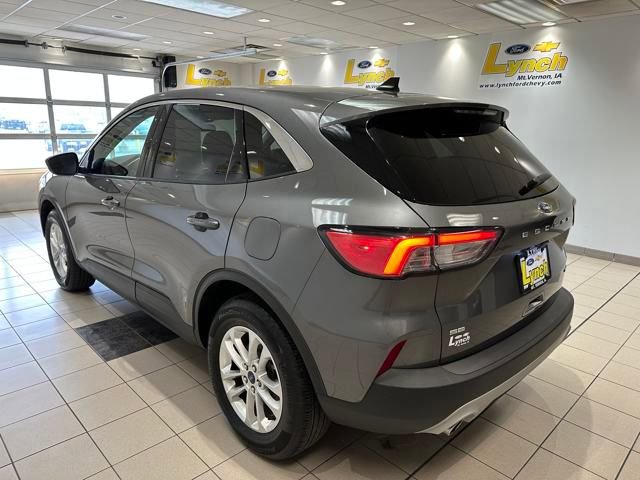 Used 2022 Ford Escape SE w/ Convenience Package image 23