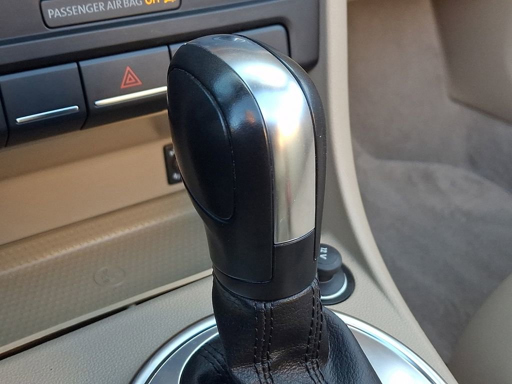 Used 2014 Volkswagen Beetle 2.5 image 15