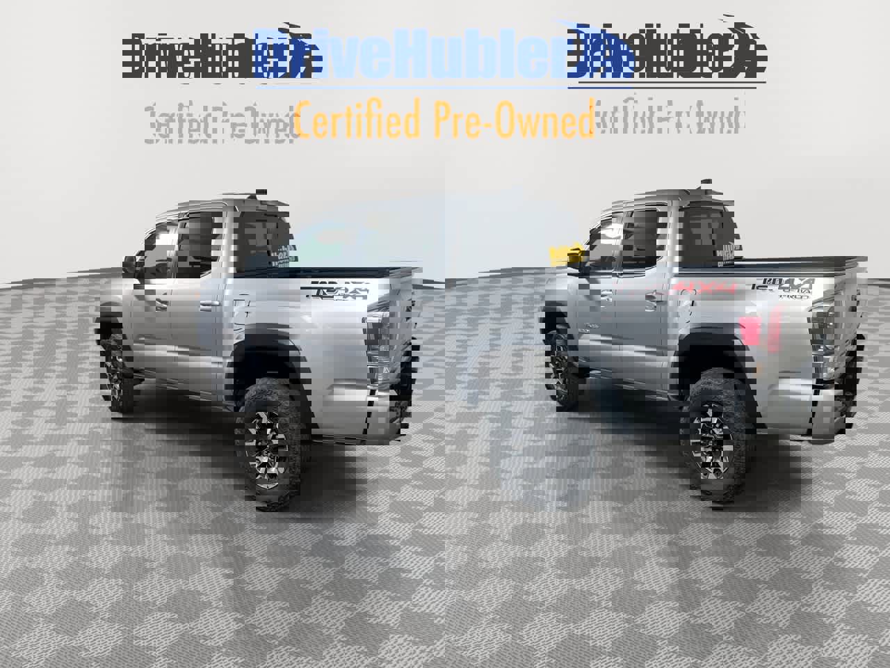 Used 2023 Toyota Tacoma TRD Off-Road image 3