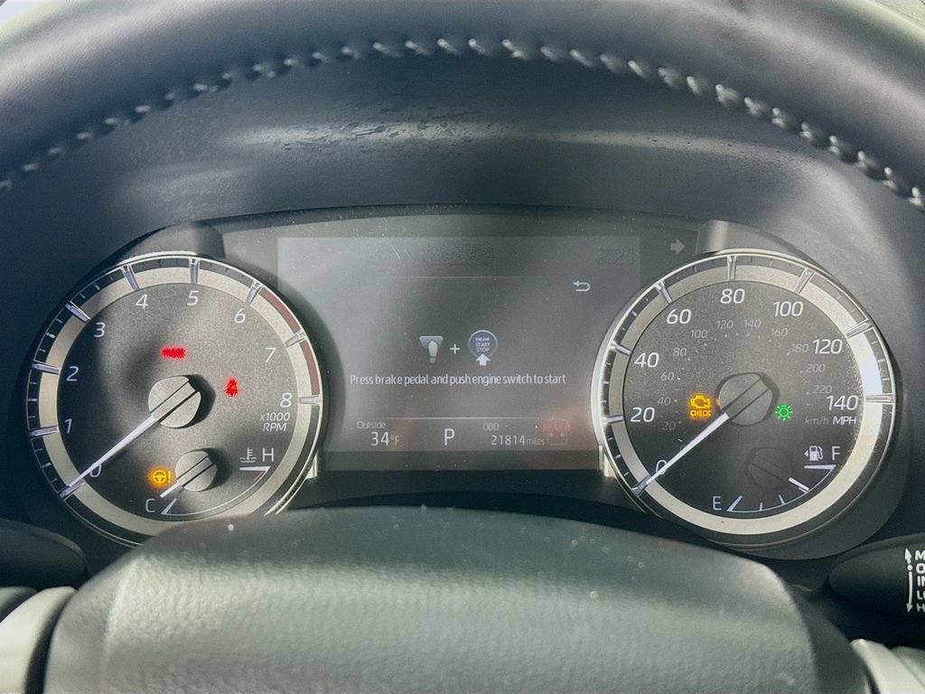 Certified 2025 Toyota Highlander XLE image 15