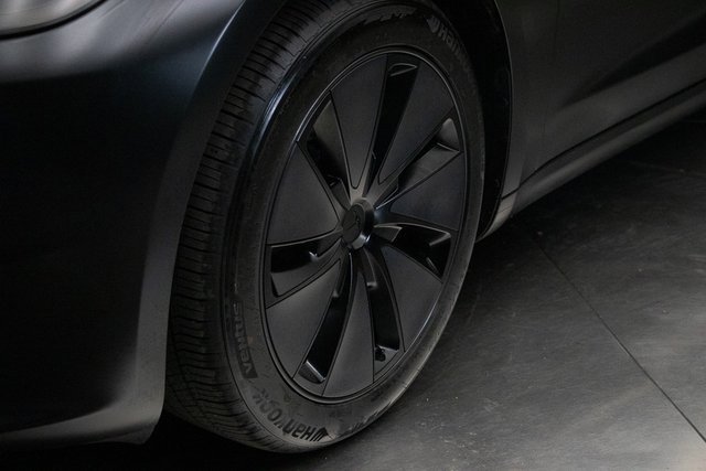 Used 2025 Tesla Model 3 Long Range image 6