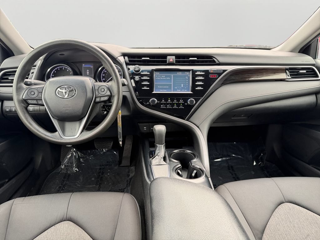 Used 2019 Toyota Camry LE FWD image 16