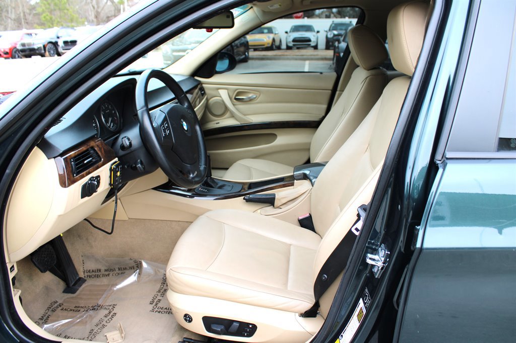 Used 2006 BMW 325xi Sedan image 20