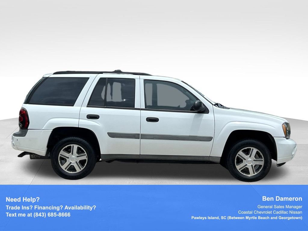 Used 2005 Chevrolet TrailBlazer LS w/ LS Preferred Equipment Group RWD image 4