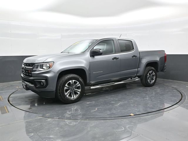 Used 2022 Chevrolet Colorado Z71 AWD/4WD image 3