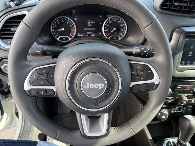 Used 2021 Jeep Renegade Latitude AWD/4WD image 16