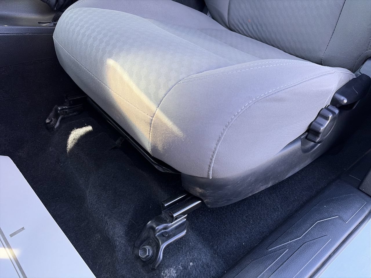 Used 2020 Toyota Tacoma SR AWD/4WD image 22