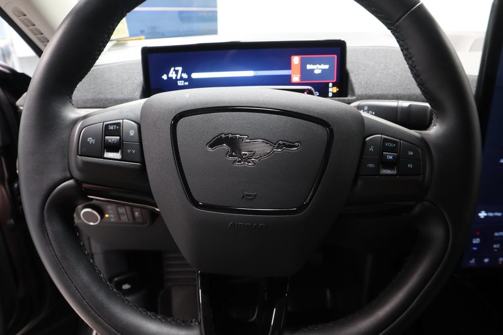 Used 2025 Ford Mustang Mach-E Premium AWD/4WD image 32
