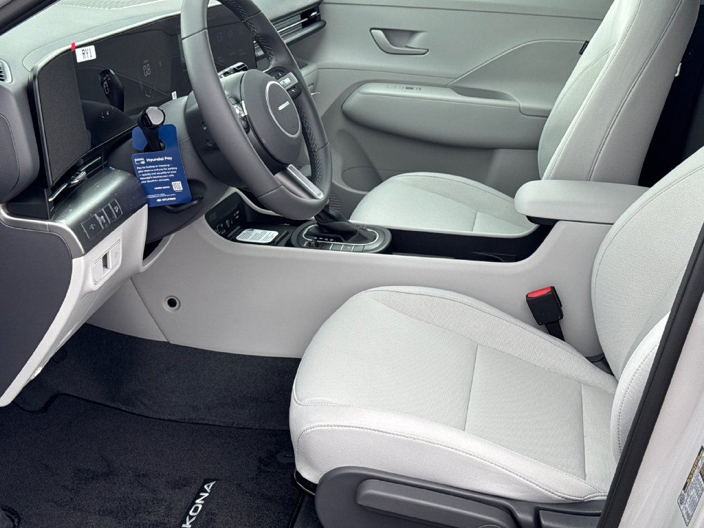 New 2027 Hyundai Kona SEL Sport FWD image 2