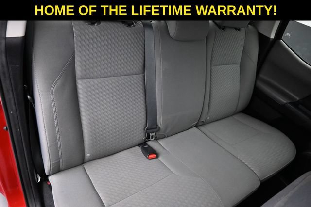 Used 2021 Toyota Tacoma SR AWD/4WD image 38