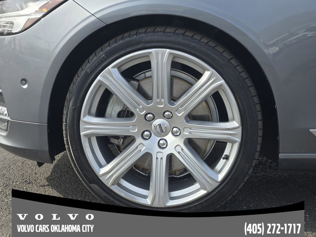 Used 2017 Volvo S90 T6 Inscription w/ Vision Package image 11
