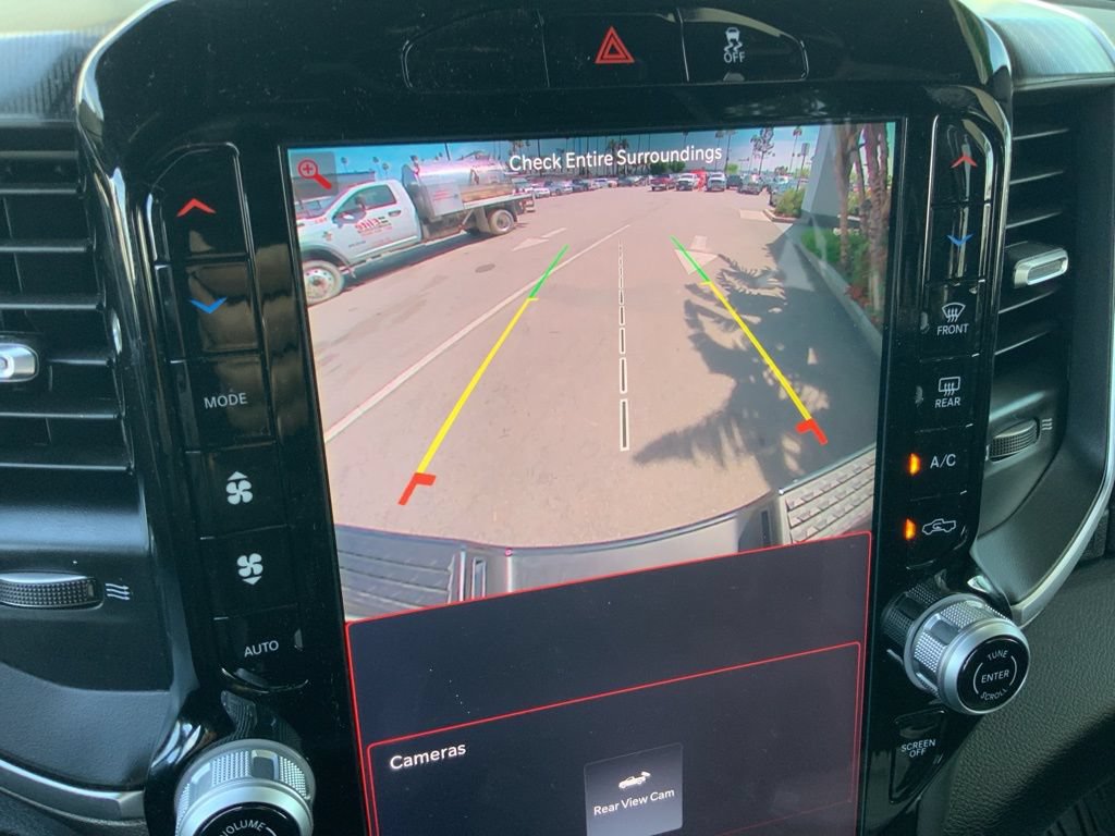 New 2025 RAM 2500 Big Horn AWD/4WD image 25