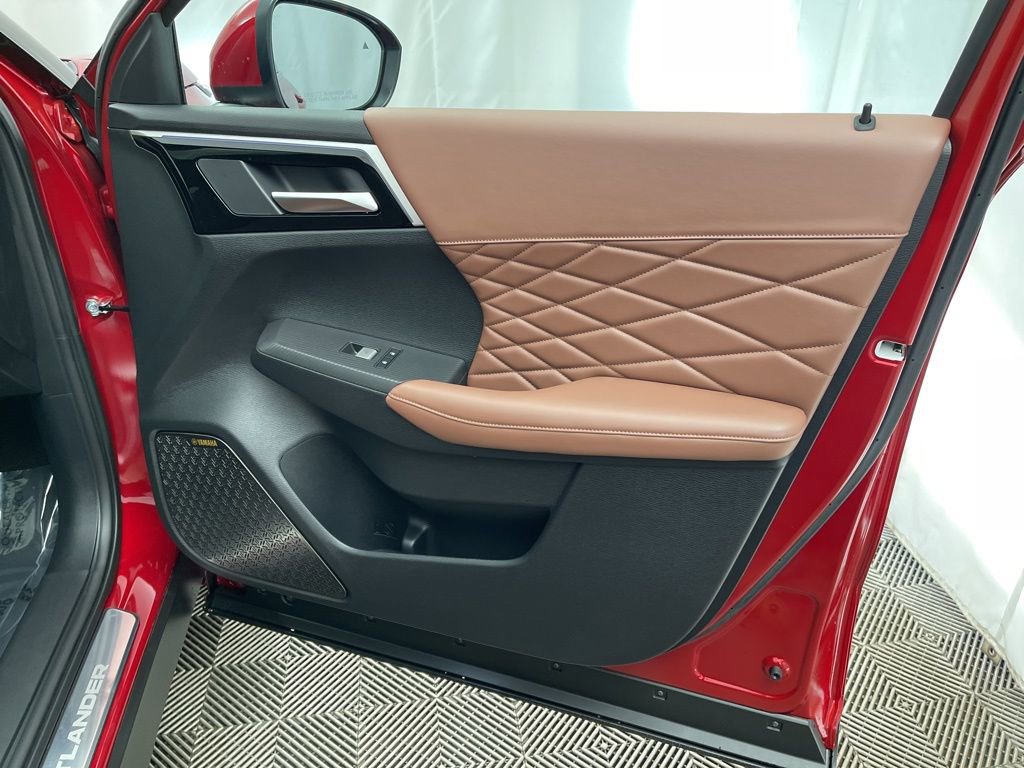 New 2026 Mitsubishi Outlander SEL image 33