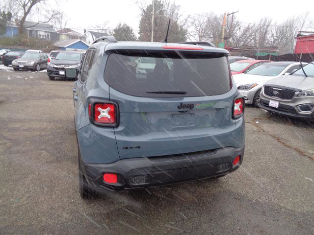Used 2017 Jeep Renegade Altitude image 6