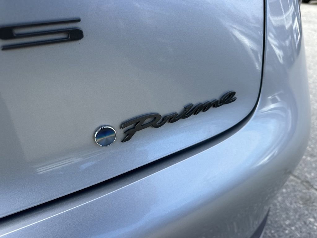 Used 2024 Toyota Prius Prime SE image 27
