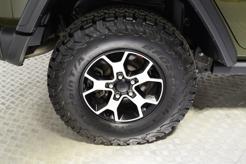 Used 2021 Jeep Wrangler Unlimited Rubicon AWD/4WD image 37