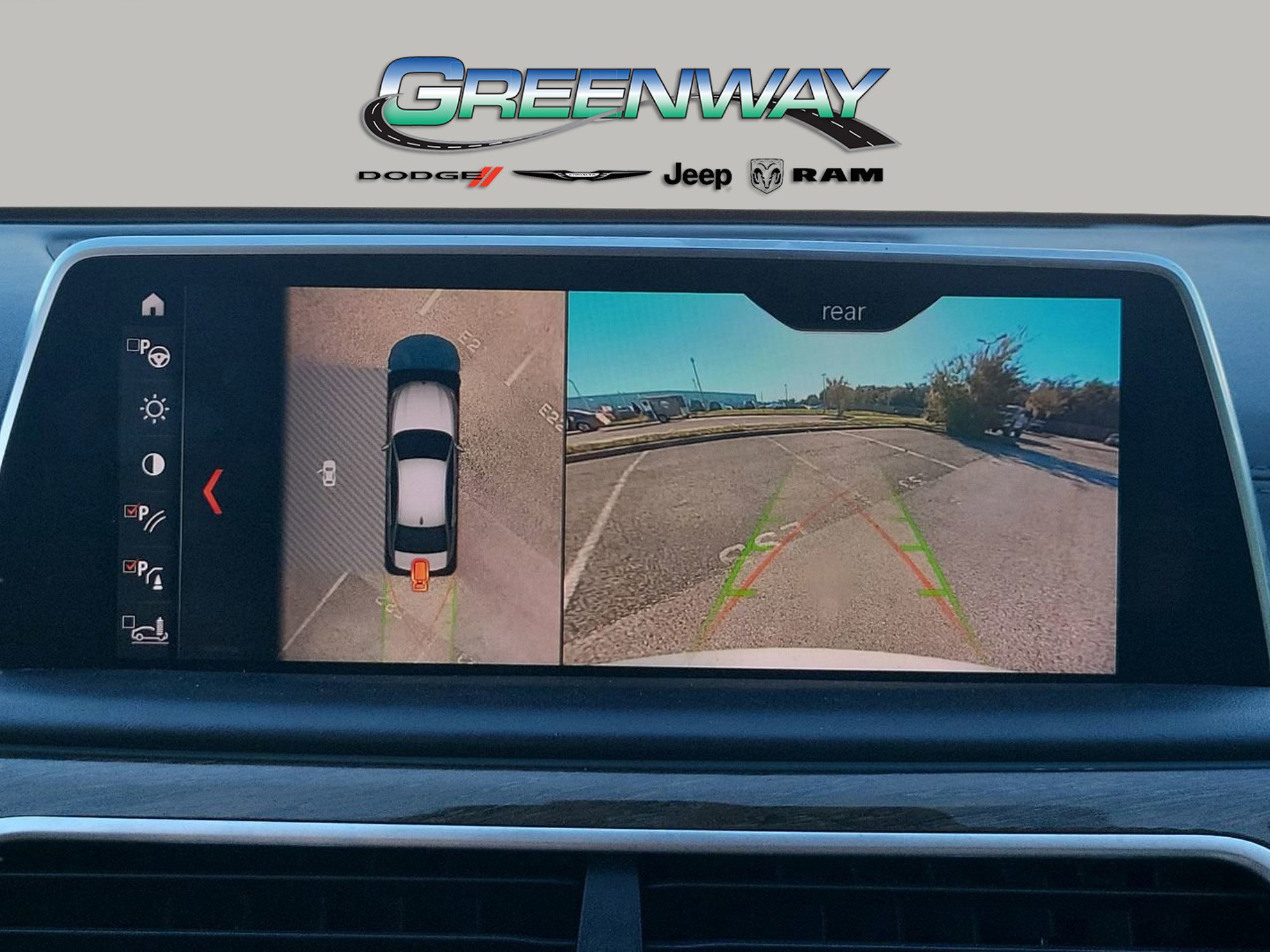 Used 2018 BMW 750i image 22