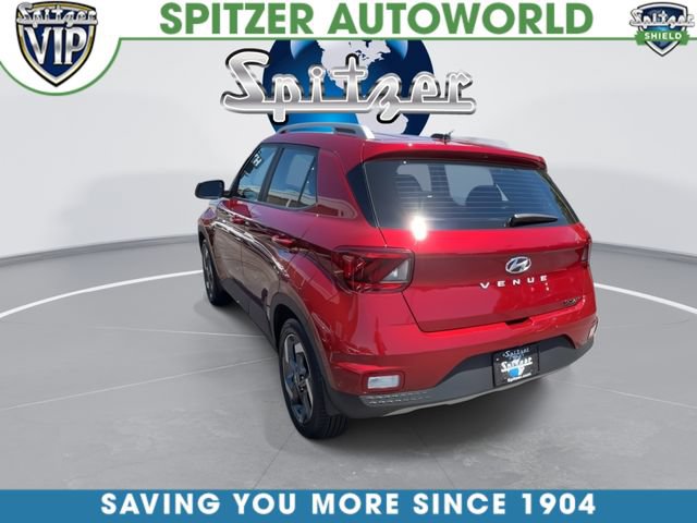 Used 2025 Hyundai Venue SEL FWD image 7
