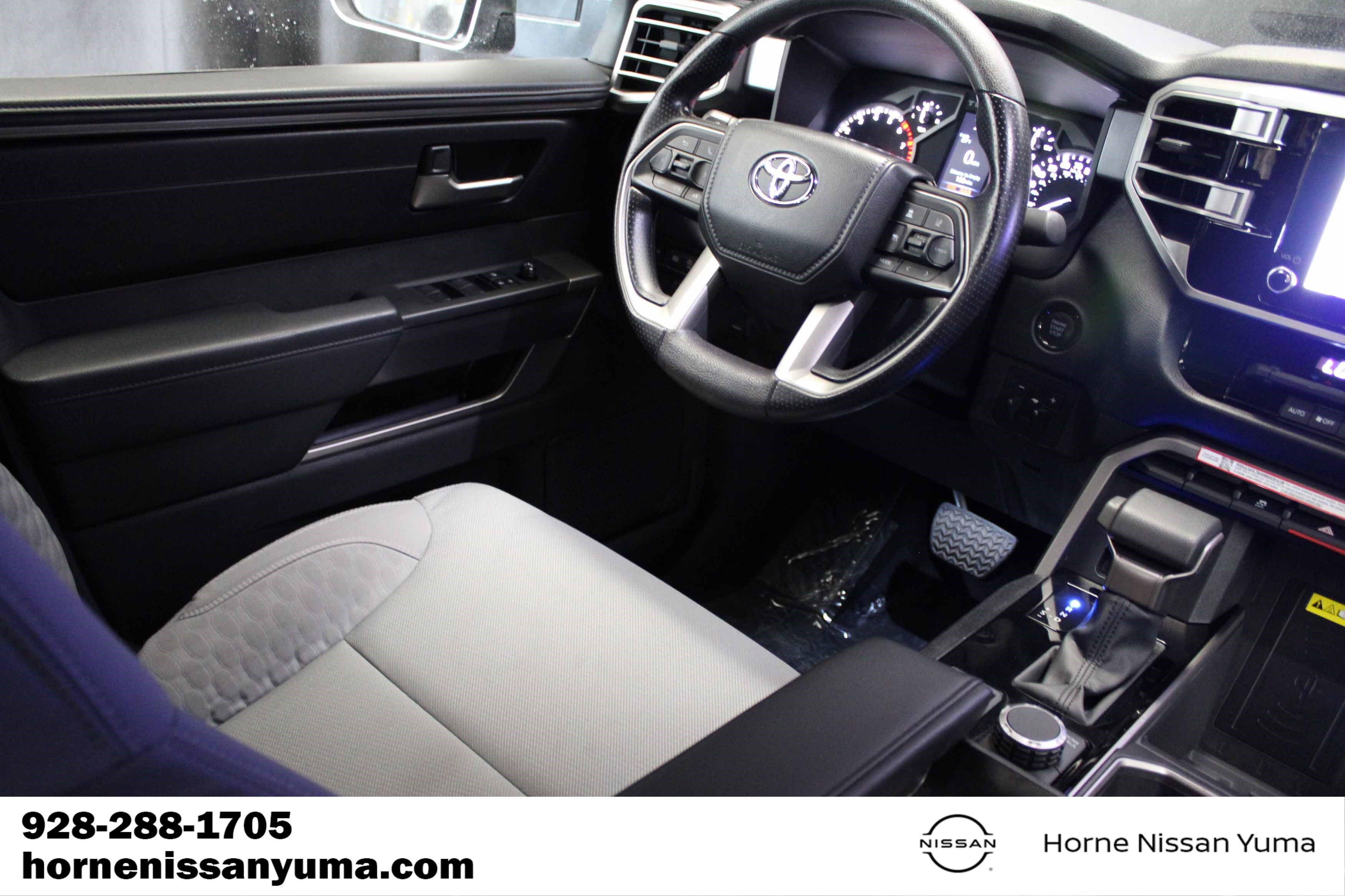 Used 2025 Toyota Tundra SR5 AWD/4WD image 10