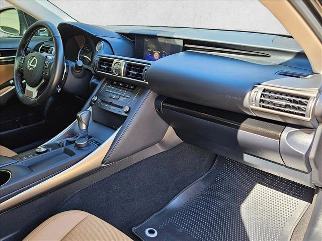 Used 2020 Lexus IS 300 image 22