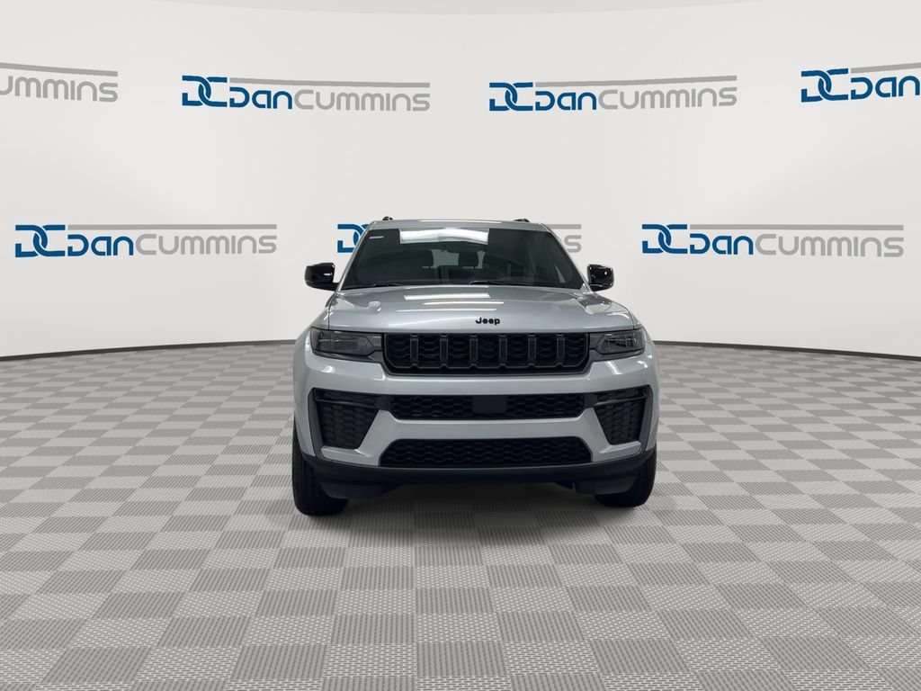 New 2026 Jeep Grand Cherokee L 4WD image 3