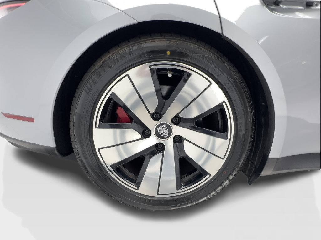Used 2021 Porsche Taycan 4S w/ Premium Package AWD/4WD image 15