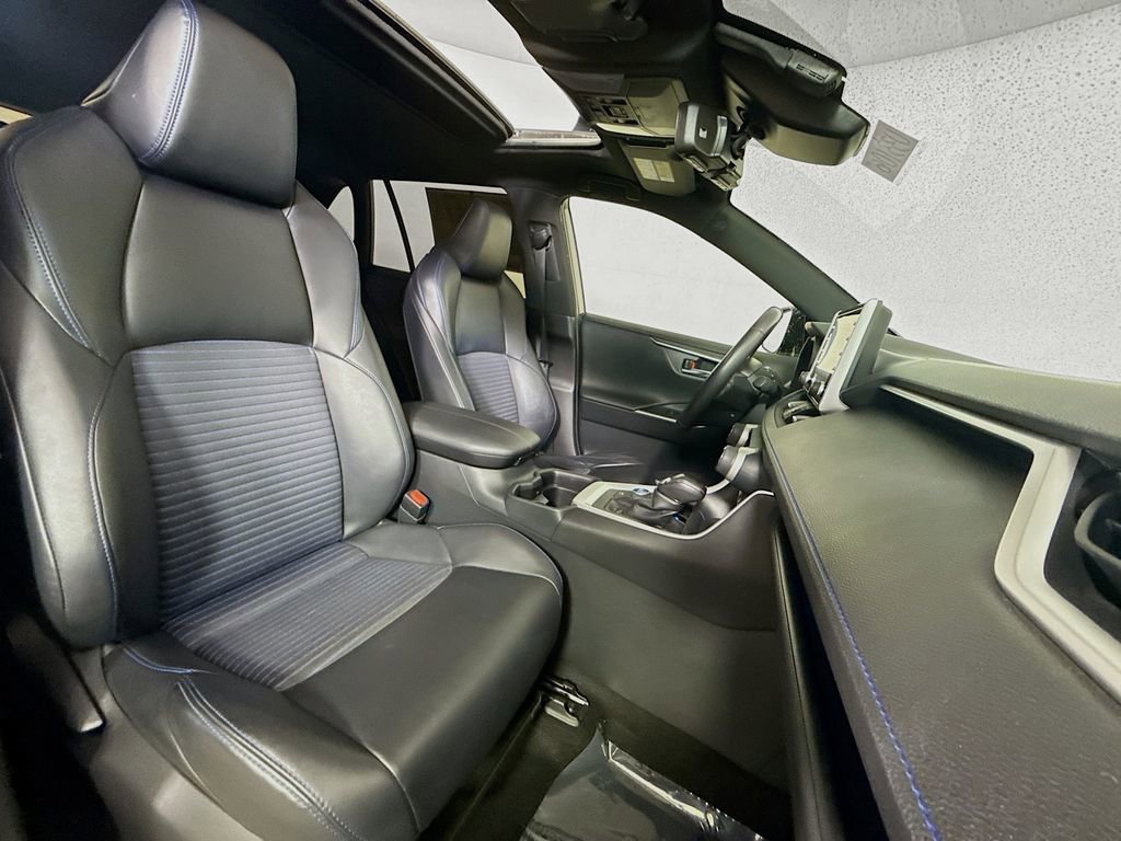 Used 2019 Toyota RAV4 XSE image 28