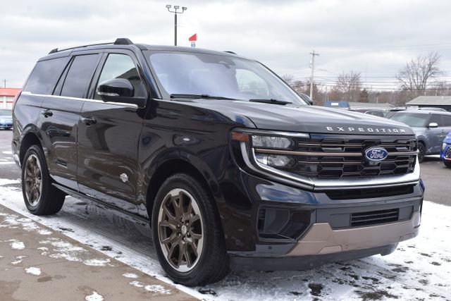Used 2025 Ford Expedition King Ranch image 10