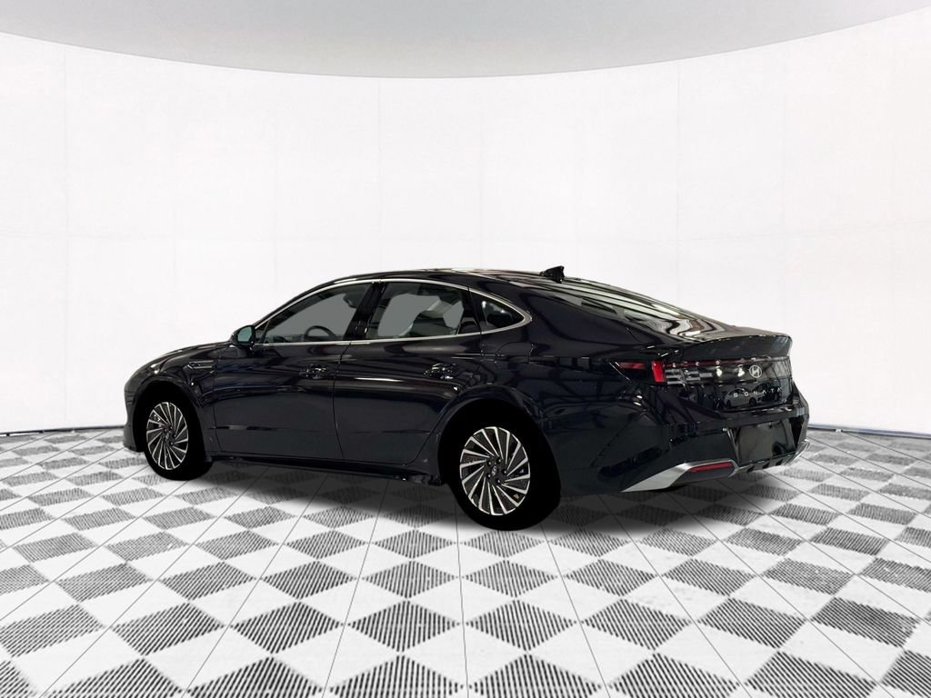 New 2026 Hyundai Sonata SEL FWD image 6