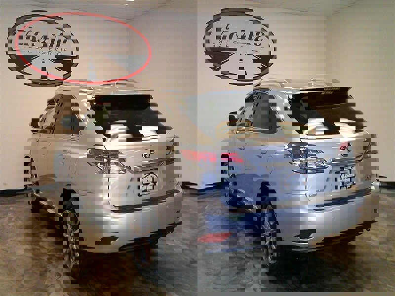 Used 2015 Lexus RX 450h AWD image 11