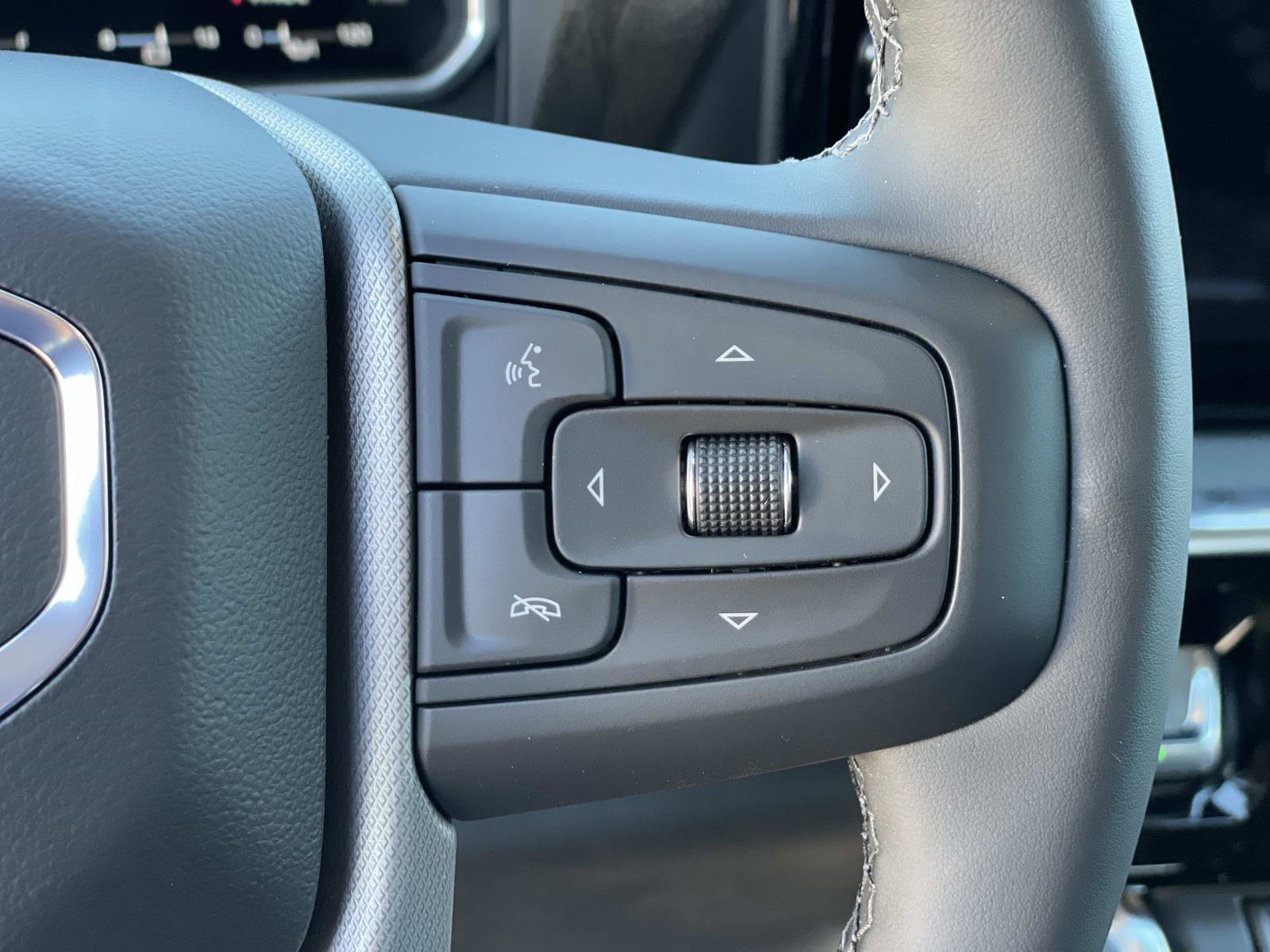 New 2026 GMC Sierra 3500 Denali w/ Denali Reserve Package image 12
