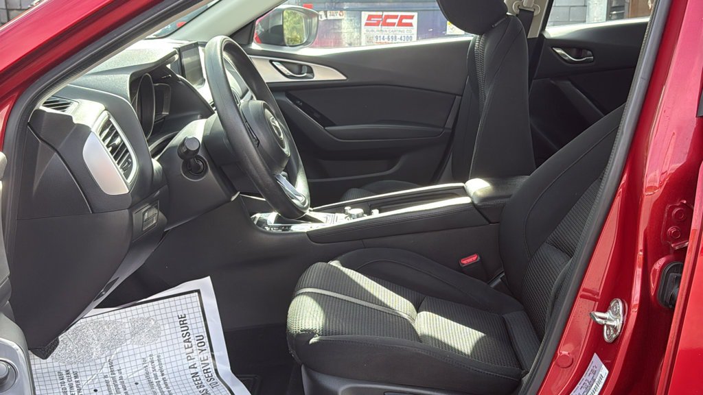 Used 2017 MAZDA MAZDA3 Sport w/ Preferred Equipment Package FWD image 10