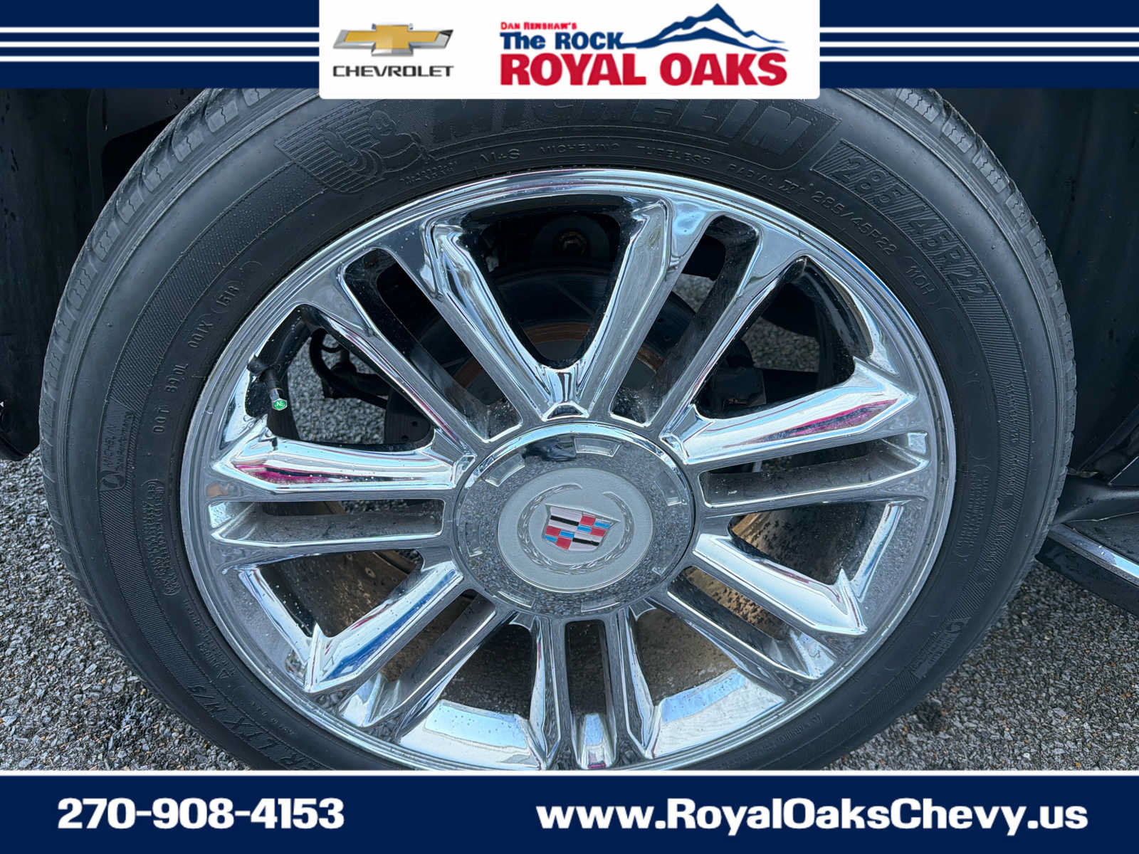 Used 2012 Cadillac Escalade Luxury AWD/4WD image 23