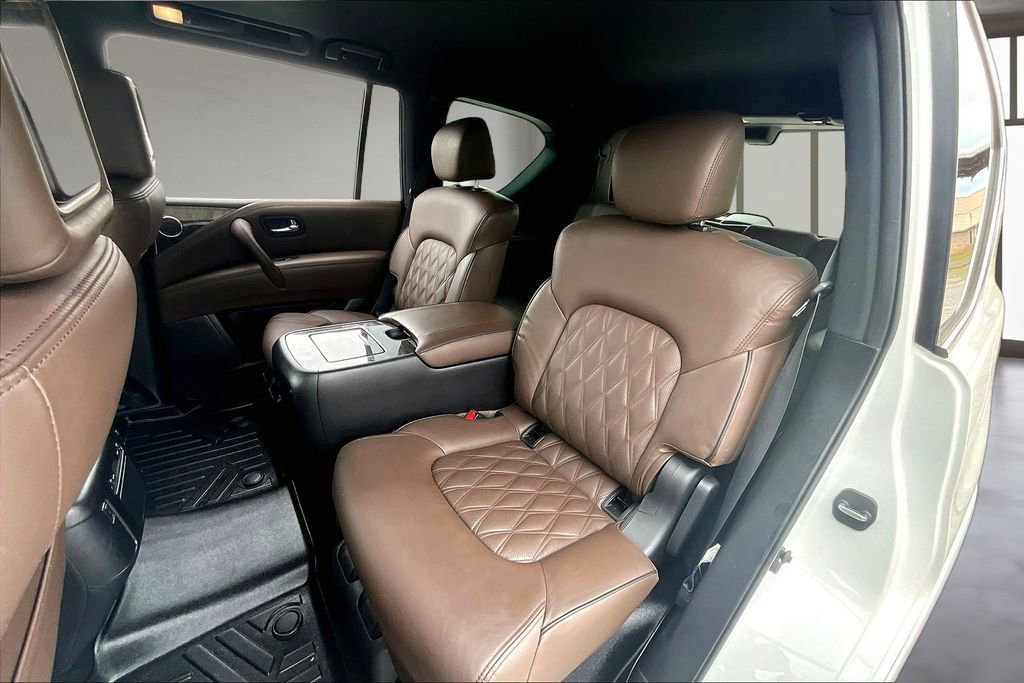 Used 2023 Nissan Armada Platinum w/ Captain's Chairs Package RWD image 21